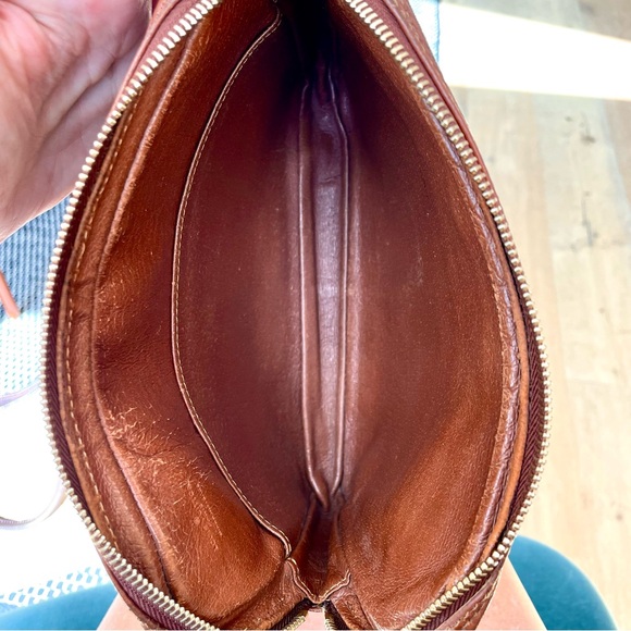 Louis Vuitton Authentic Monogram Clutch / Wristlet Bag - Picture 9 of 12